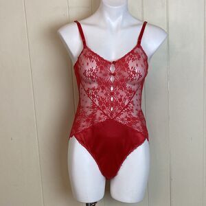 Vintage Vanity Fair Red Lace Body Suit 34 Boudoir Old Hollwyood Lingerie
